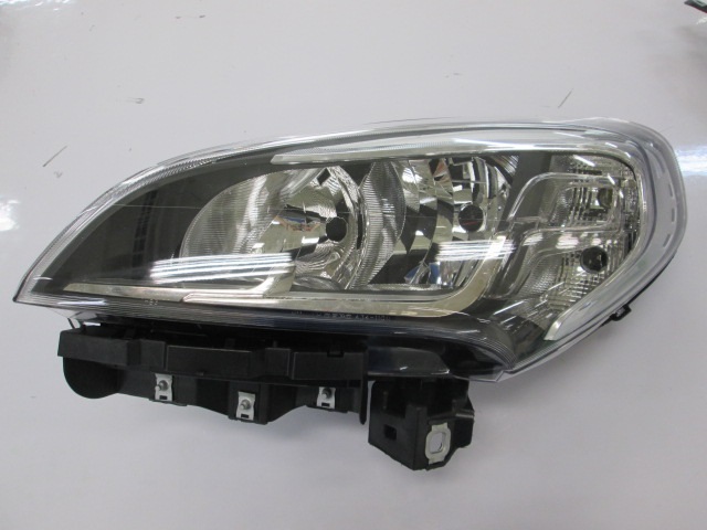 FARO IZQUIERDO ELECTRICO C/MOTOR (H7/H7)
