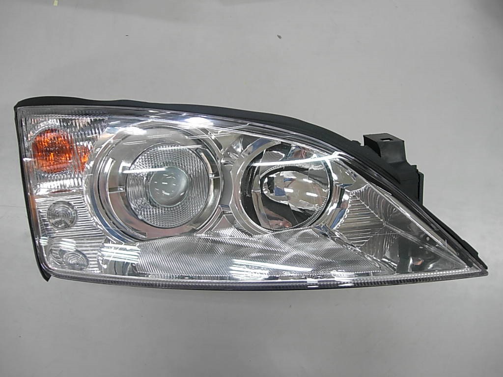 FARO XENON/LED DERECHO D2S/H1