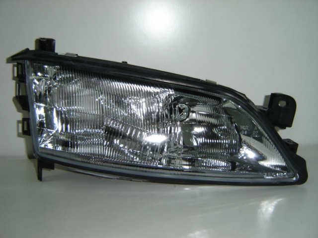 FARO DERECHO CON REGULACION ELECTRICA (TIPO VALEO)