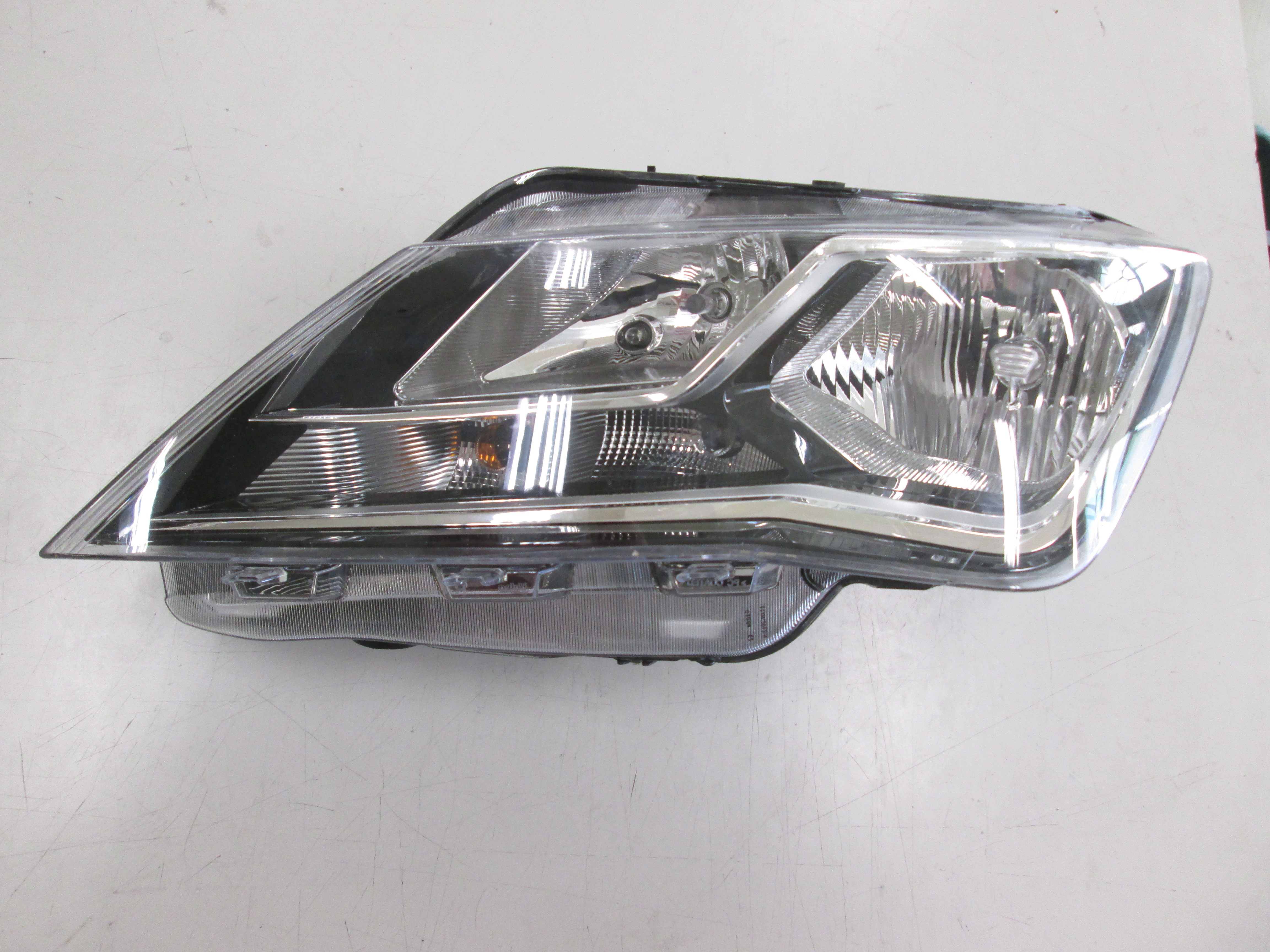 FARO IZQUIERDO ELECTRICO CON MOTOR H7/H7