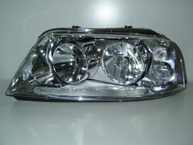 FARO IZQUIERDO CON REGULACION ELECTRICA (INTERIOR CROMADO)