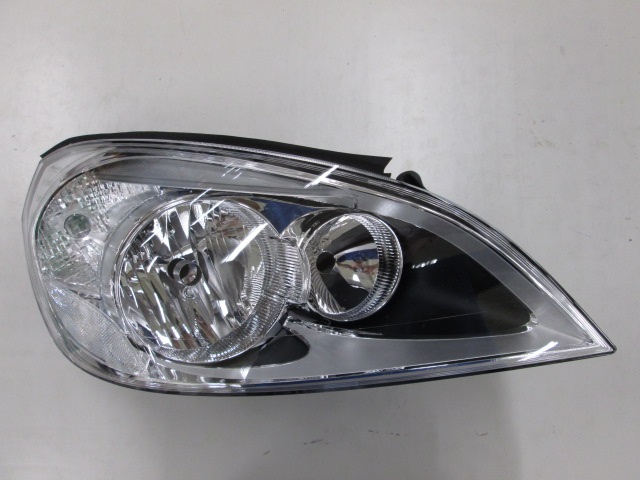 FARO LED DERECHO C/MOTOR (H7/H9)