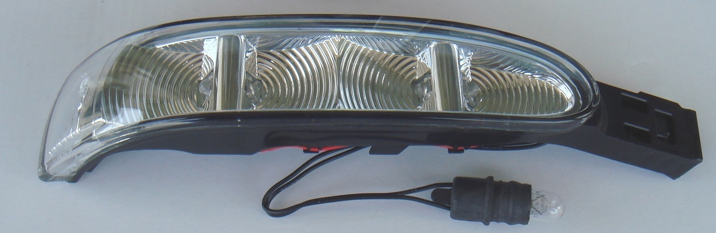 PILOTO LATERAL IZQUIERDA (RETROVISOR)