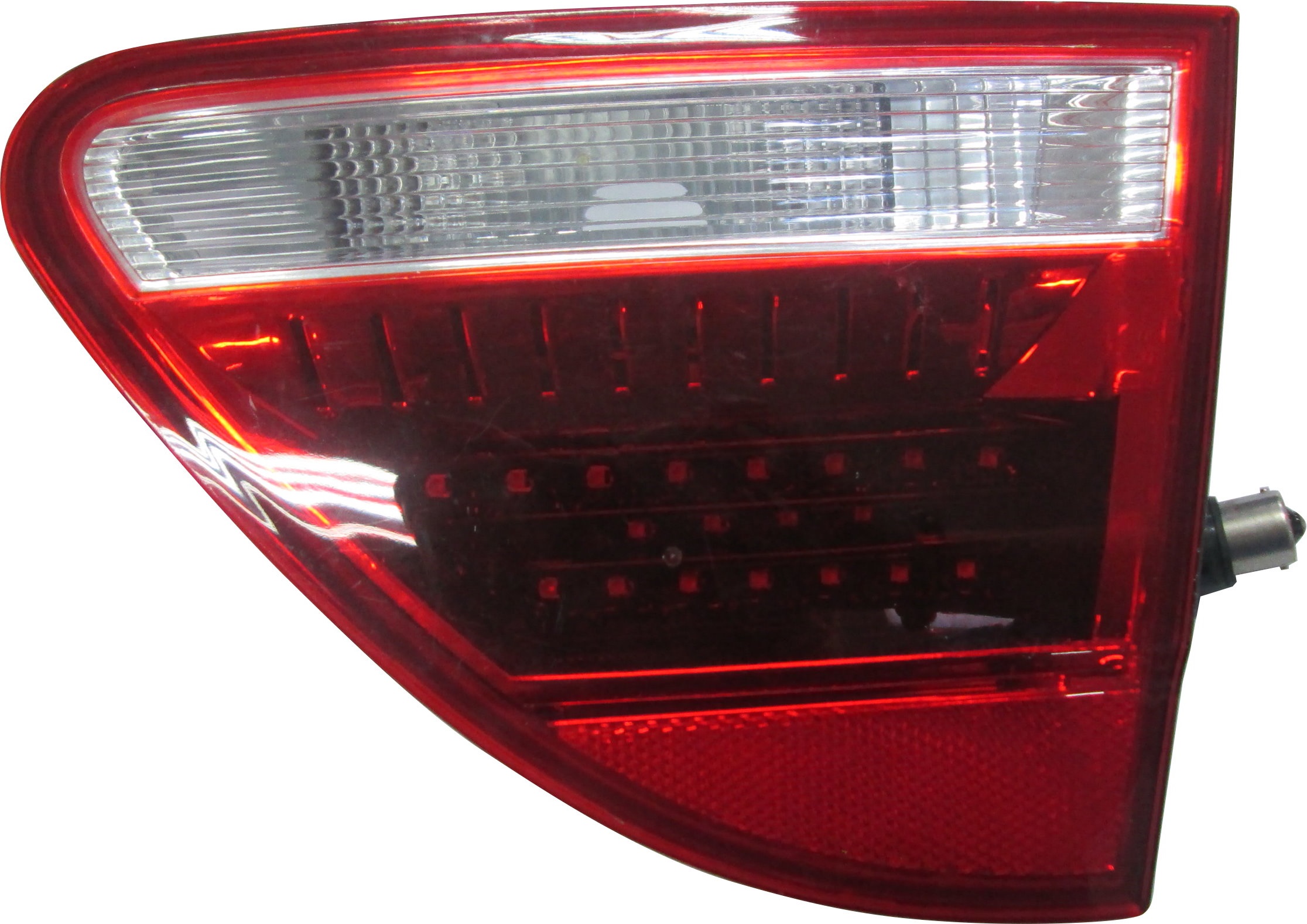 PILOTO TRASERO DERECHO MALETERO LED 4PUERTAS