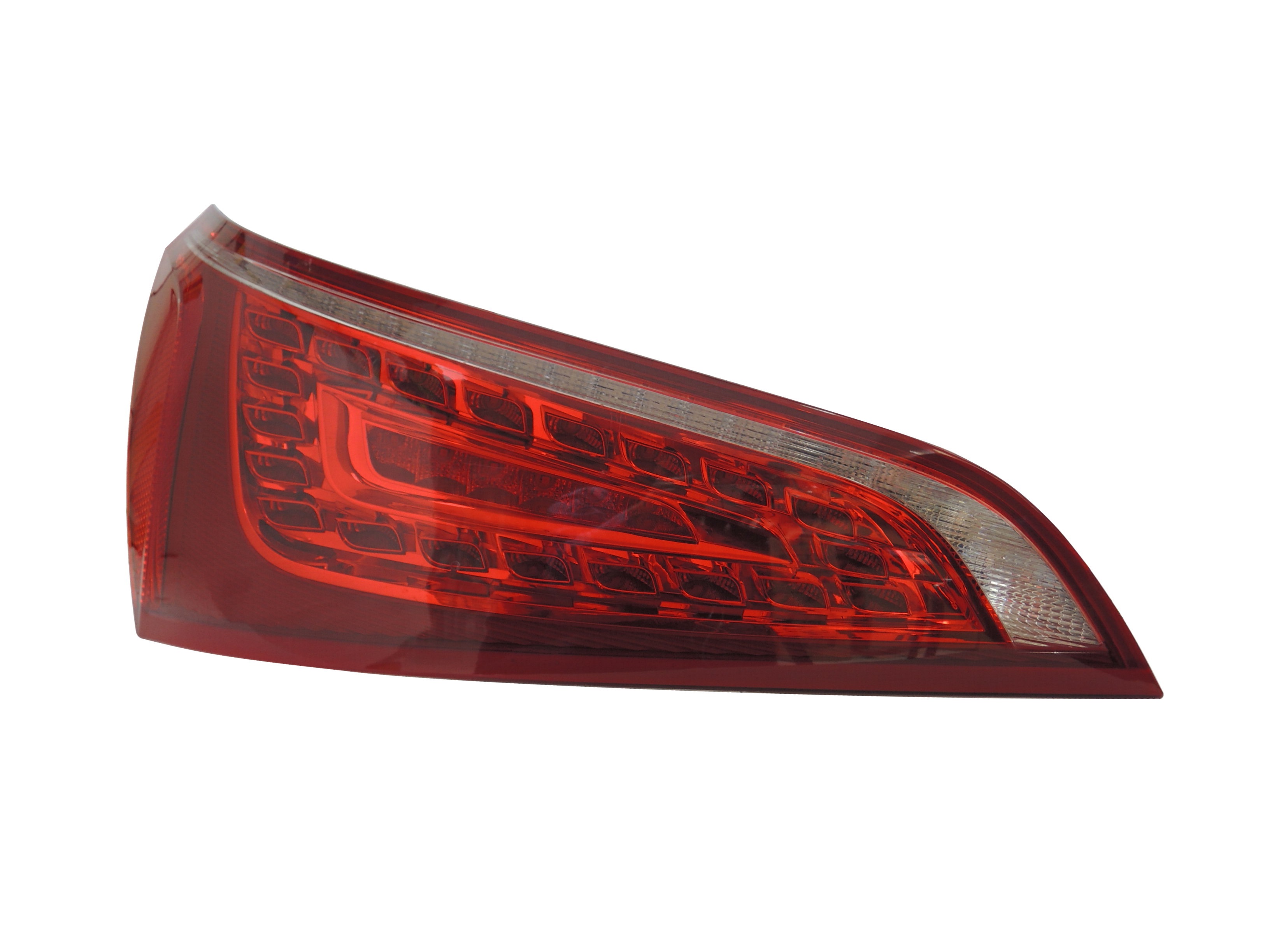 PILOTO TRASERO IZQUIERDO LED