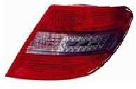 PILOTO TRASERO DERECHO 4PUERTAS LED