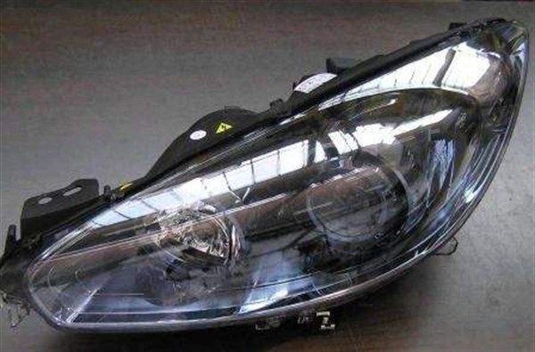 FARO BIXENON CON AFS CON ECU IZQUIERDO