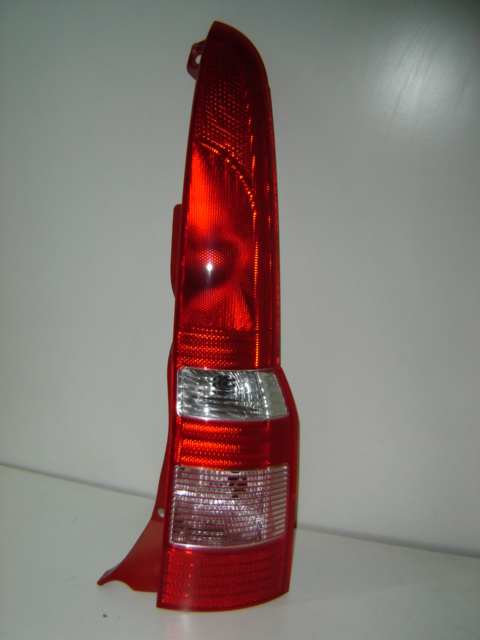 PILOTO TRASERO DERECHO (CUERPO ROJO)