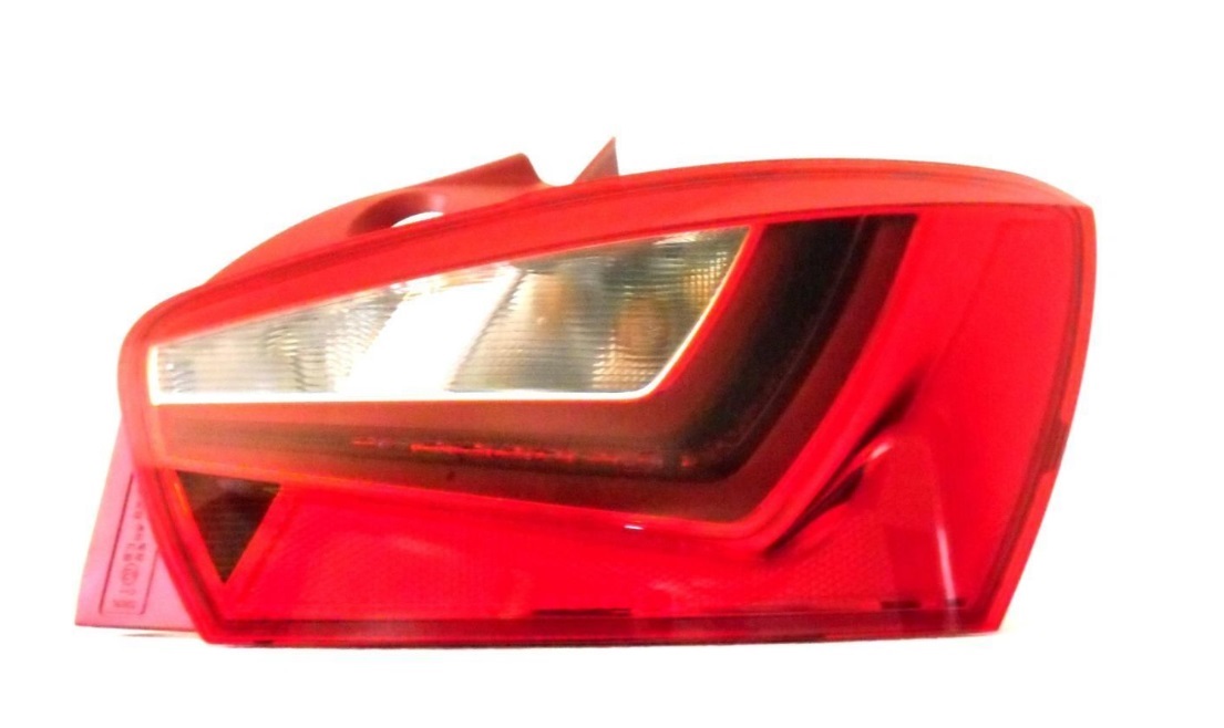 PILOTO TRASERO LED DERECHO