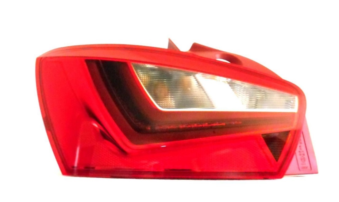 PILOTO TRASERO LED IZQUIERDO