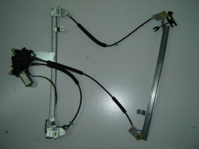 ELEVALUNAS DELANTERO ELECTRICO DERECHO