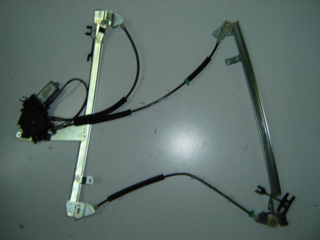 ELEVALUNAS DELANTERO ELECTRICO IZQUIERDO