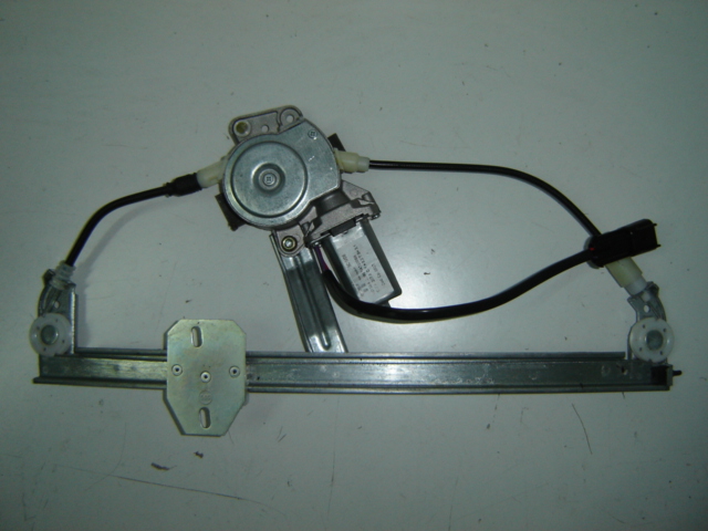 ELEVALUNAS DELANTERO ELECTRICO IZQUIERDO