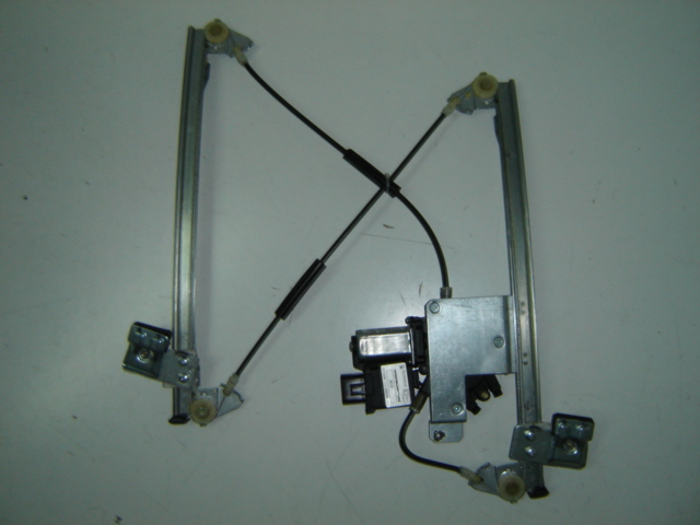 ELEVALUNAS DELANTERO ELECTRICO DERECHO 5PUERTAS (CON COMFORT)