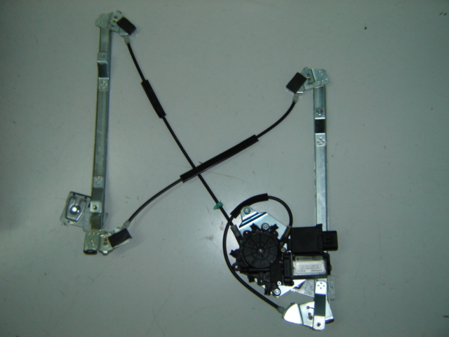 ELEVALUNAS DELANTERO ELECTRICO IZQUIERDO (CON COMFORT)