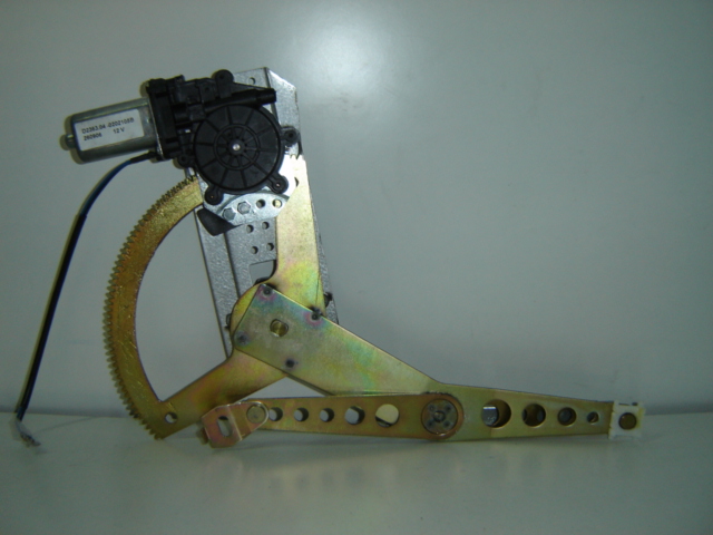 ELEVALUNAS DELANTERO ELECTRICO DELANTERO IZQUIERDO