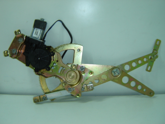ELEVALUNAS DELANTERO ELECTRICO IZQUIERDO 4PUERTAS