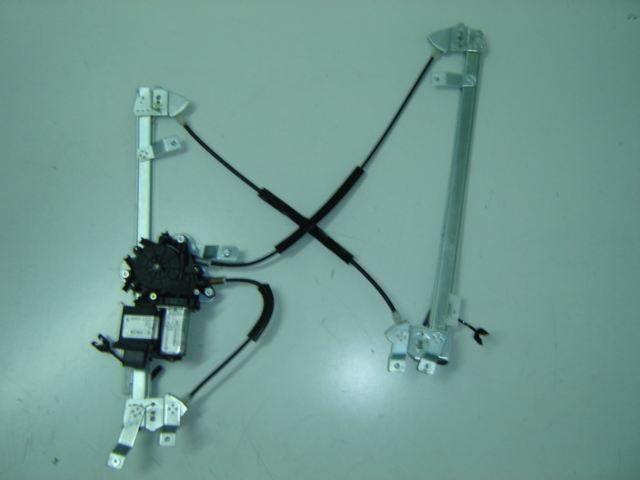 ELEVALUNAS DELANTERO ELECTRICO DERECHO 5PUERTAS (CON COMFORT)