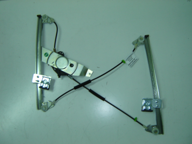 ELEVALUNAS DELANTERO ELECTRICO DERECHO 4PUERTAS (CON COMFORT/SIN MOTOR)