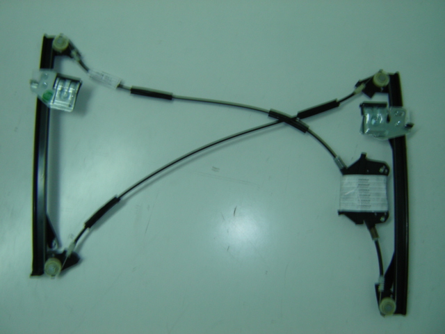 ELEVALUNAS DELANTERO ELECTRICO DERECHO 3PUERTAS (CON COMFORT/SIN MOTOR)