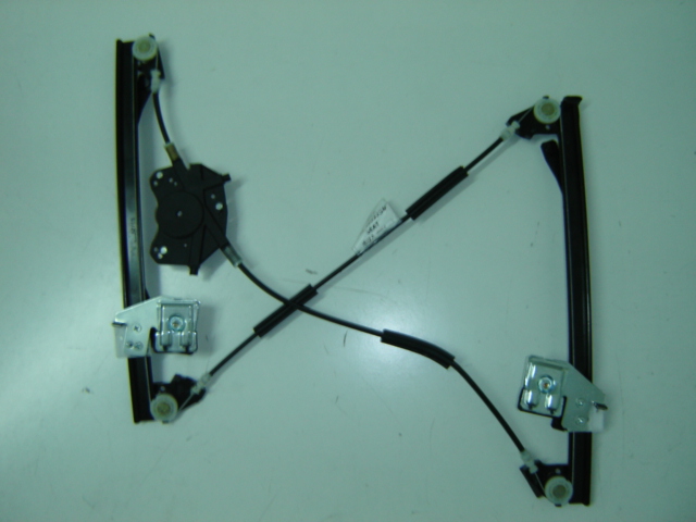 ELEVALUNAS DELANTERO ELECTRICO DERECHO  5PUERTAS (CON COMFORT/SIN MOTOR)