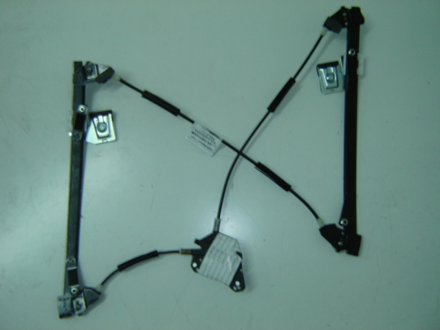 ELEVALUNAS DELANTERO ELECTRICO DERECHO 2PUERTAS (CON COMFORT/SIN MOTOR)