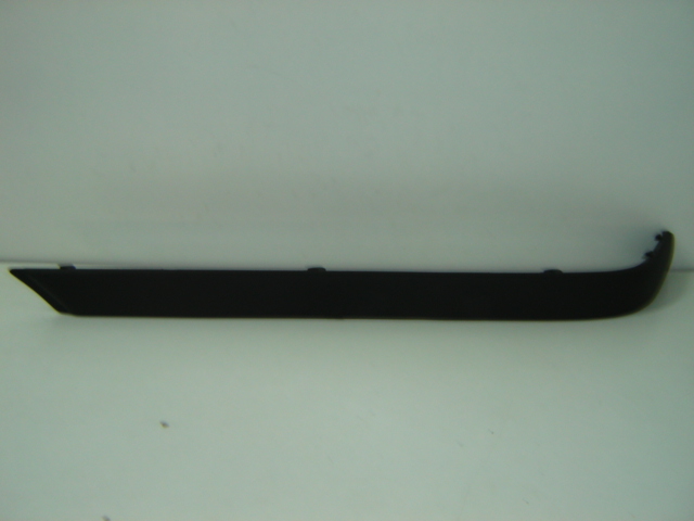 MOLDURA PARAGOLPES TRASERO IZQUIERDO