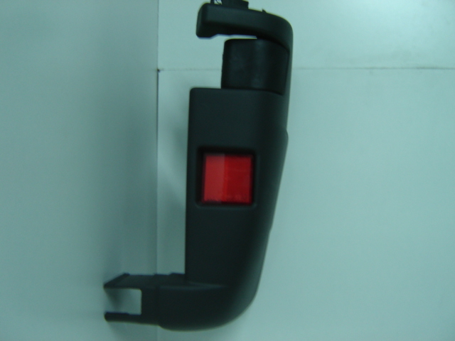CANTO PARAGOLPES TRASERO DERECHO GRIS