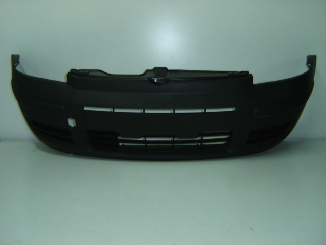 PARAGOLPES DELANTERO NEGRO