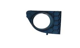 REJILLA PARAGOLPES FRONTAL DERECHO CON HUECO