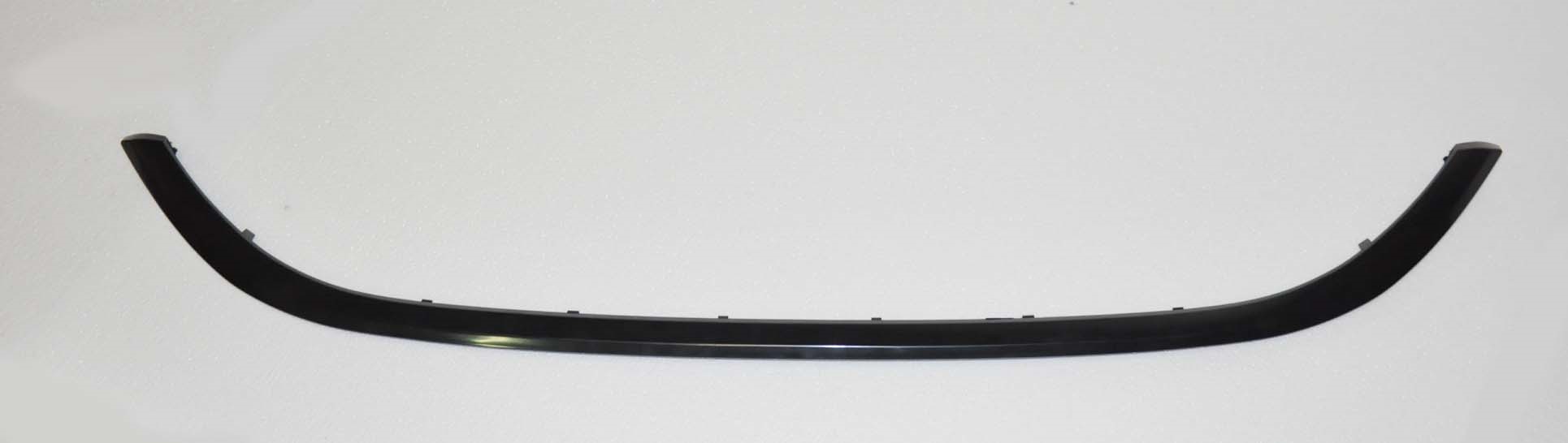 MOLDURA INFERIOR REJILLA NEGRO