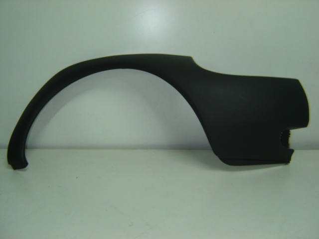 PARAGOLPES DELANTERO LATERAL DERECHA GRIS