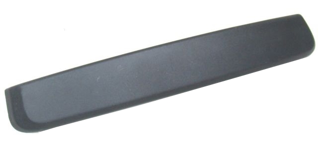 MOLDURA PARAGOLPES DELANTERO DERECHA