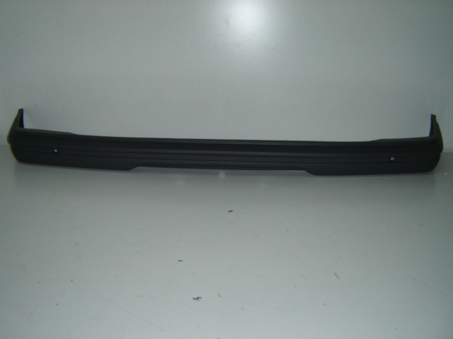 PARAGOLPES TRASERO