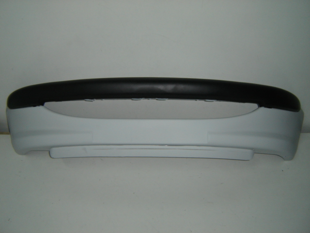PARAGOLPES DELANTERO IMPRIMADO CON SPOILER CON CAPA
