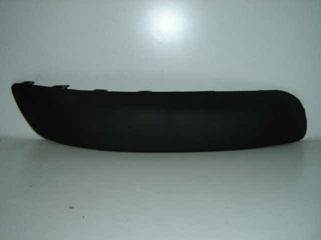 CAPA PARAGOLPES TRASERO IZQUIERDO NEGRO