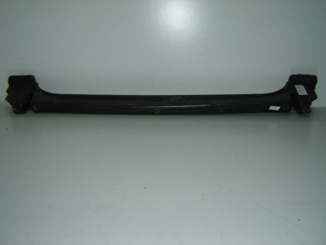 REFUERZO PARAGOLPES TRASERO 5P/SW