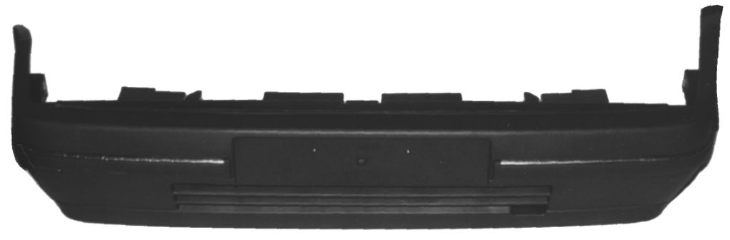 PARAGOLPES DELANTERO CON MOLDURA