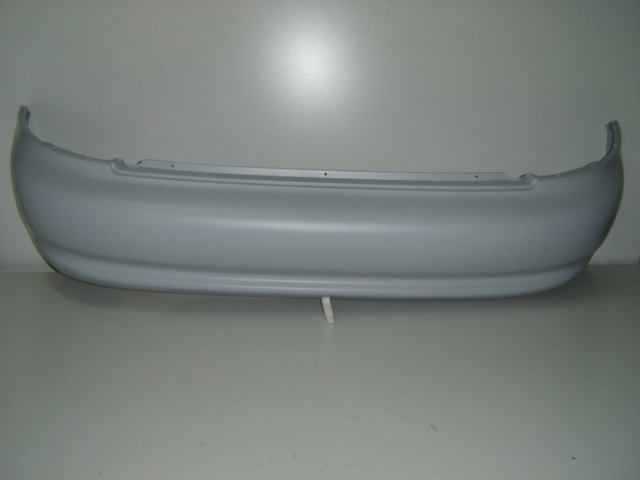 PARAGOLPES TRASERO IMPRIMADO H/B