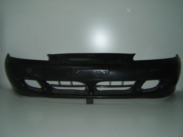PARAGOLPES DELANTERO