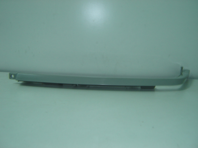 MOLDURA FARO IZQUIERDO