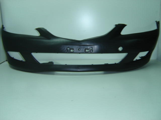PARAGOLPES DELANTERO NEGRO