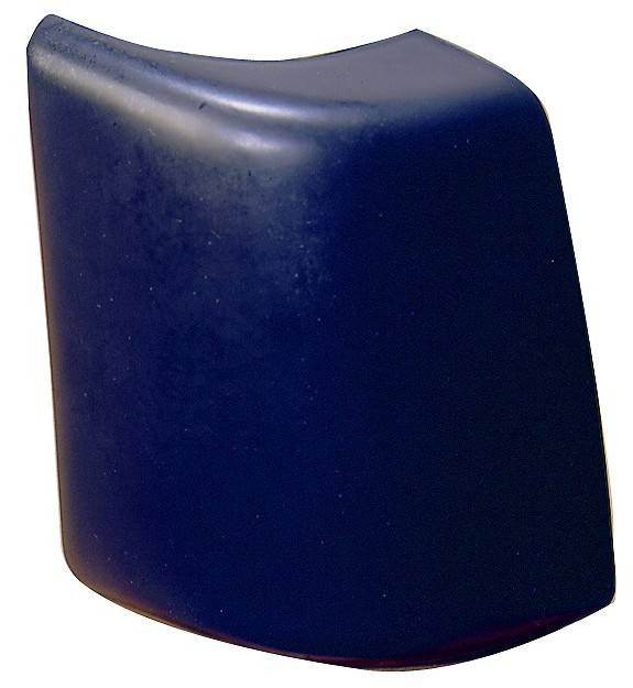 CANTO PARAGOLPES DELANTERO IZQUIERDO