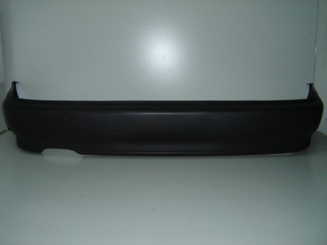 PARAGOLPES TRASERO