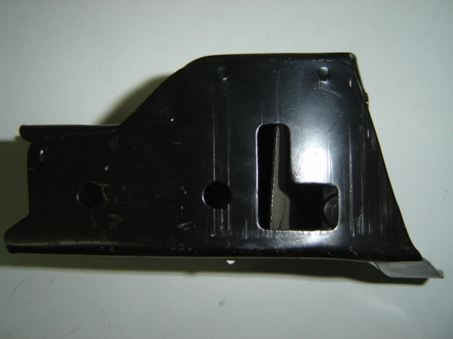 SOPORTE PARAGOLPES DELANTERO DERECHO