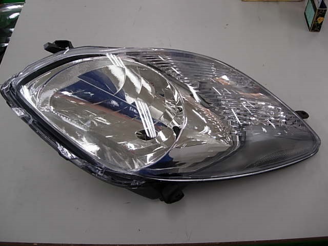 FARO DERECHO EL CON MOTOR (INTERIOR CROMADO) TIPO VALEO