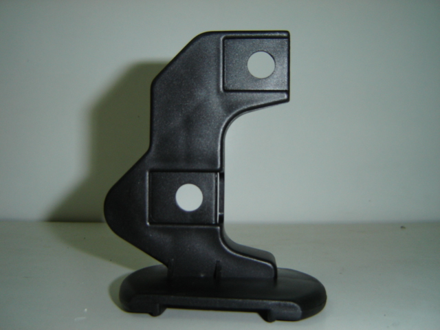 SOPORTE PARAGOLPES DELANTERO IZQUIERDO