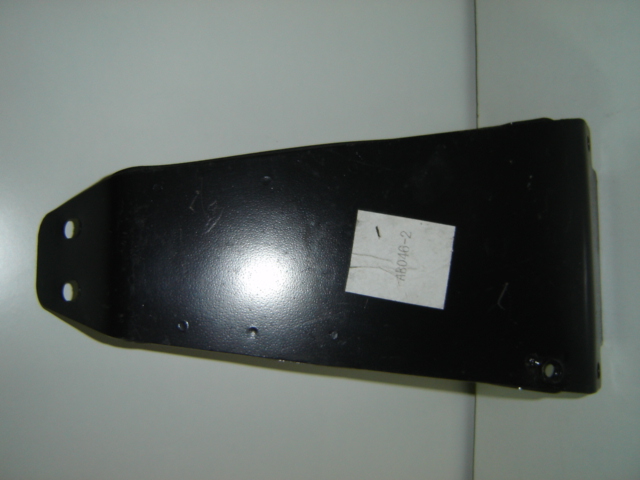 SOPORTE PARAGOLPES DELANTERO IZQUIERDO