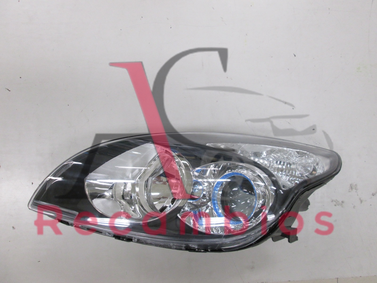 FARO IZQUIERDO CON REGULACION ELECTRICA CON MOTOR (INTERIOR NEGRO)