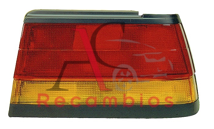 PILOTO TRASERO DERECHO SEDAN 4PUERTAS